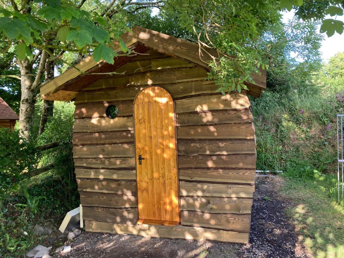 The Hobbit Hole Zelah